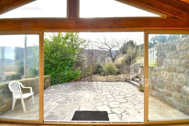 Maison à SAINT-AGREVE