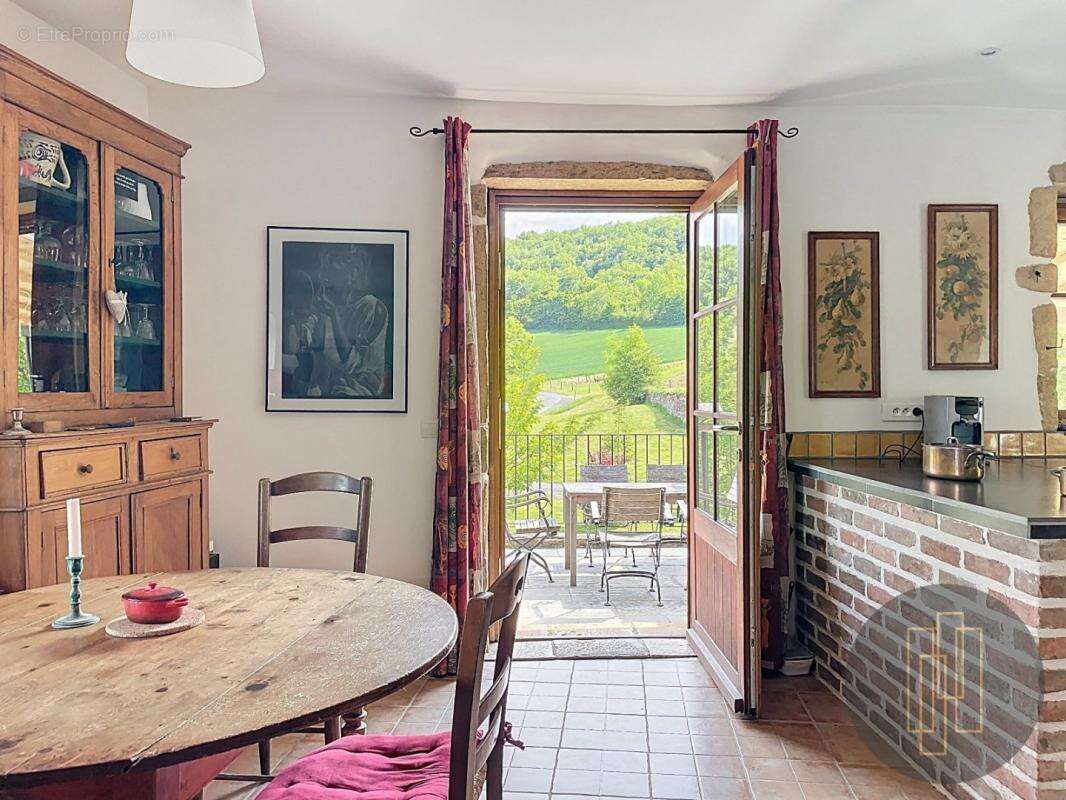 Maison de hameau avec vue dégagée sur la chaine des Alpes - photo 11