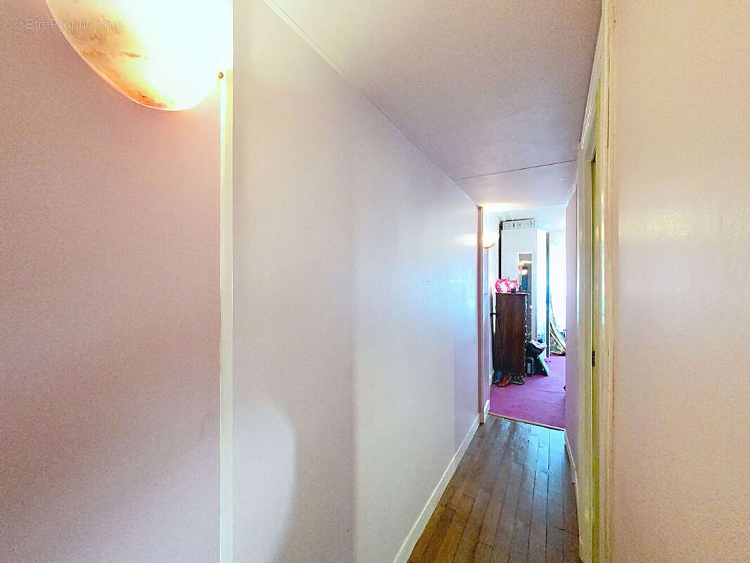 Appartement à PARIS-1E