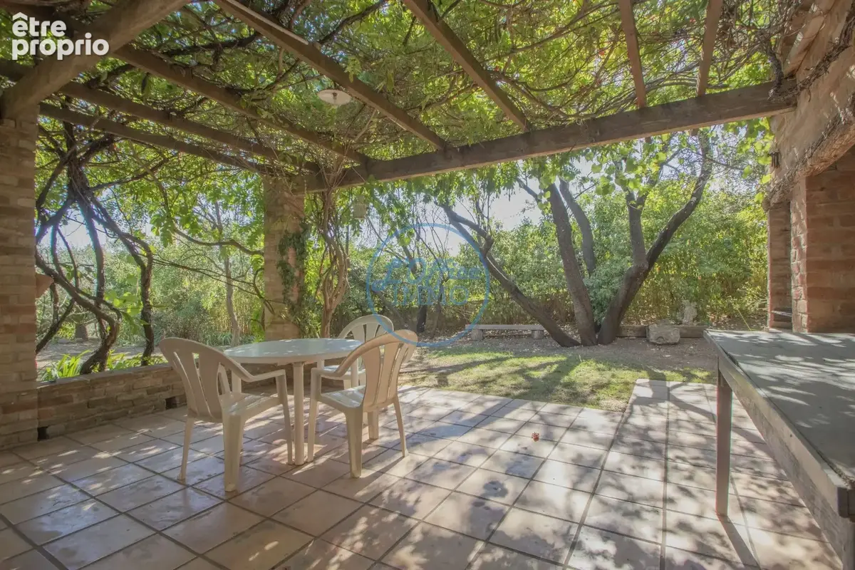 Maison 5 pièces 153 m² à vendre à La Farlede (83210) - photo 3