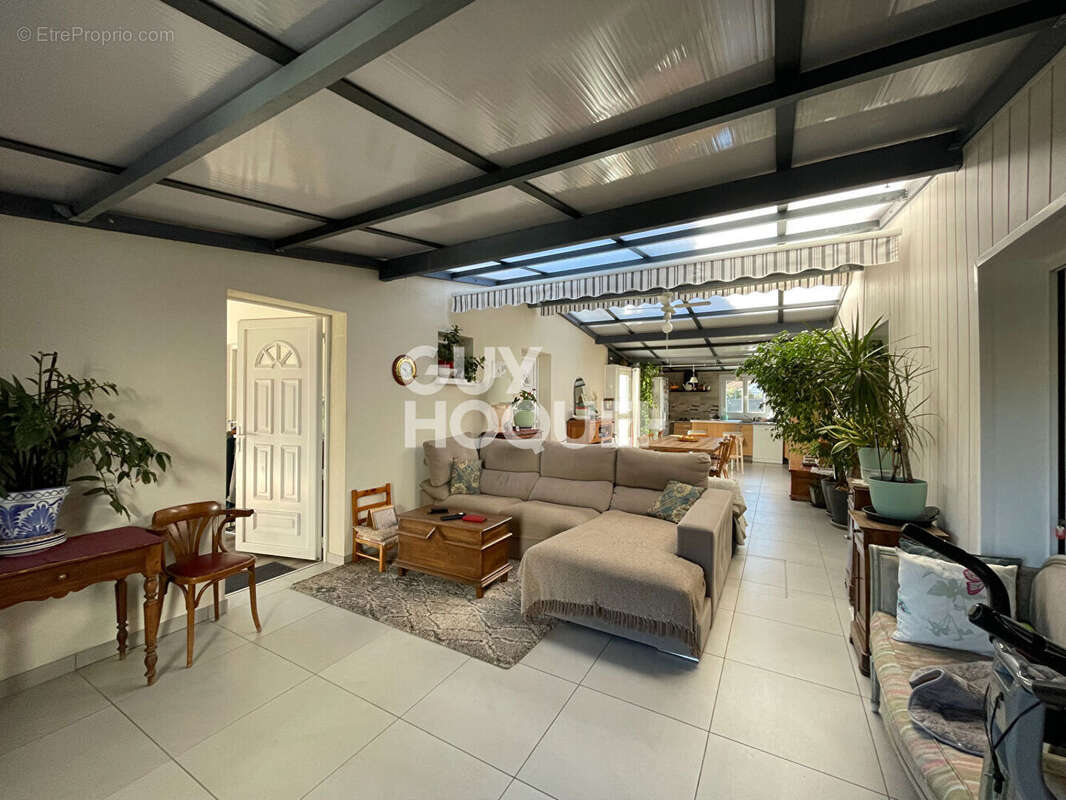 Maison à PARENTIS-EN-BORN