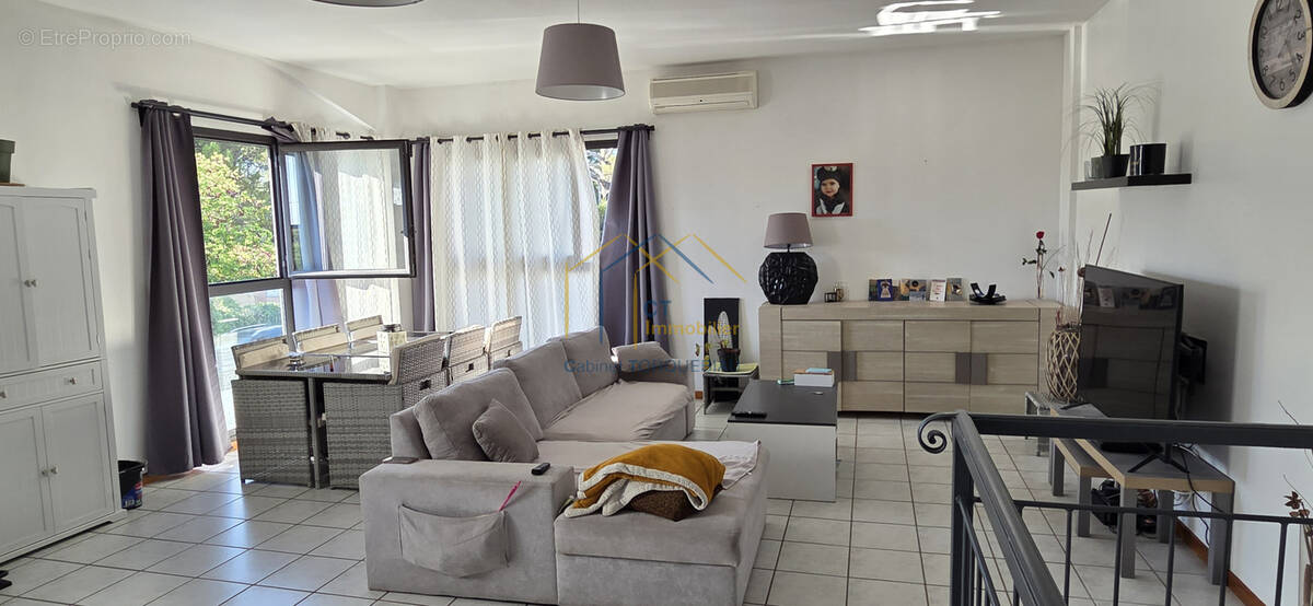 Appartement à GIGNAC