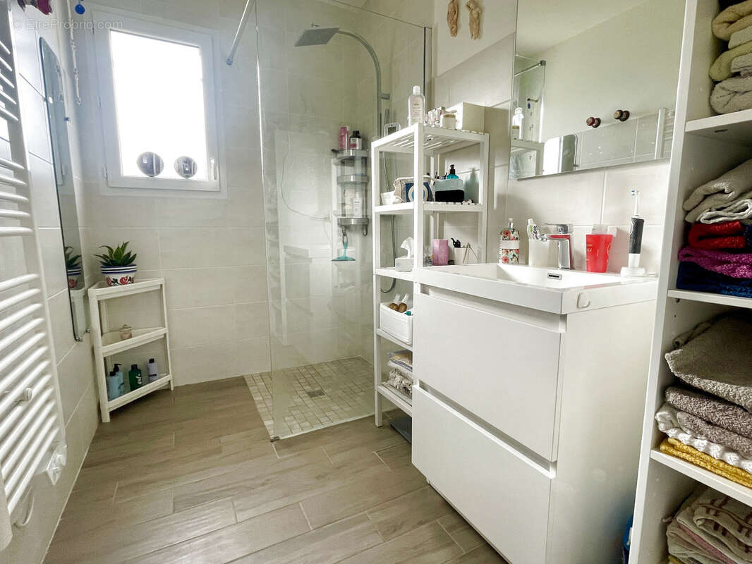 Maison à LAMONZIE-SAINT-MARTIN