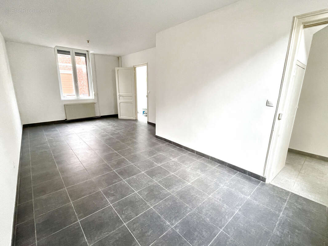 Maison à SAINT-QUENTIN