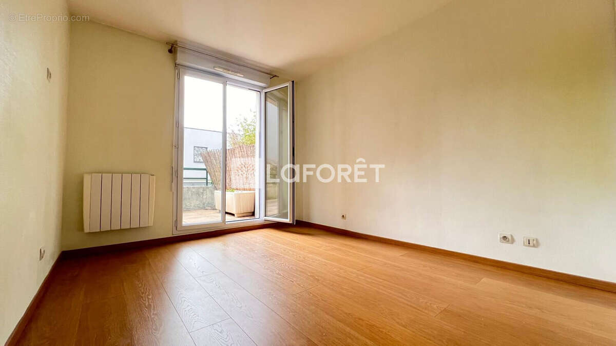 Appartement à COLOMBES