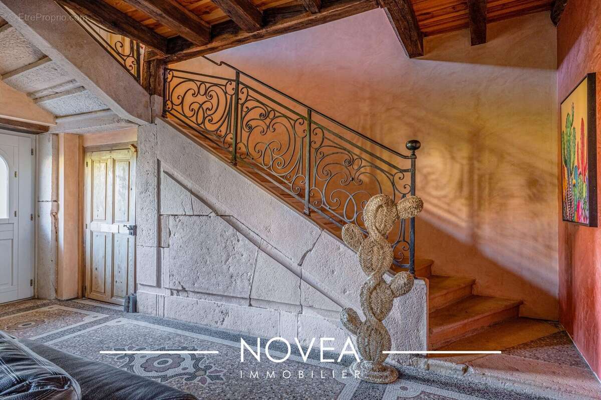 Maison à CORCELLES-EN-BEAUJOLAIS