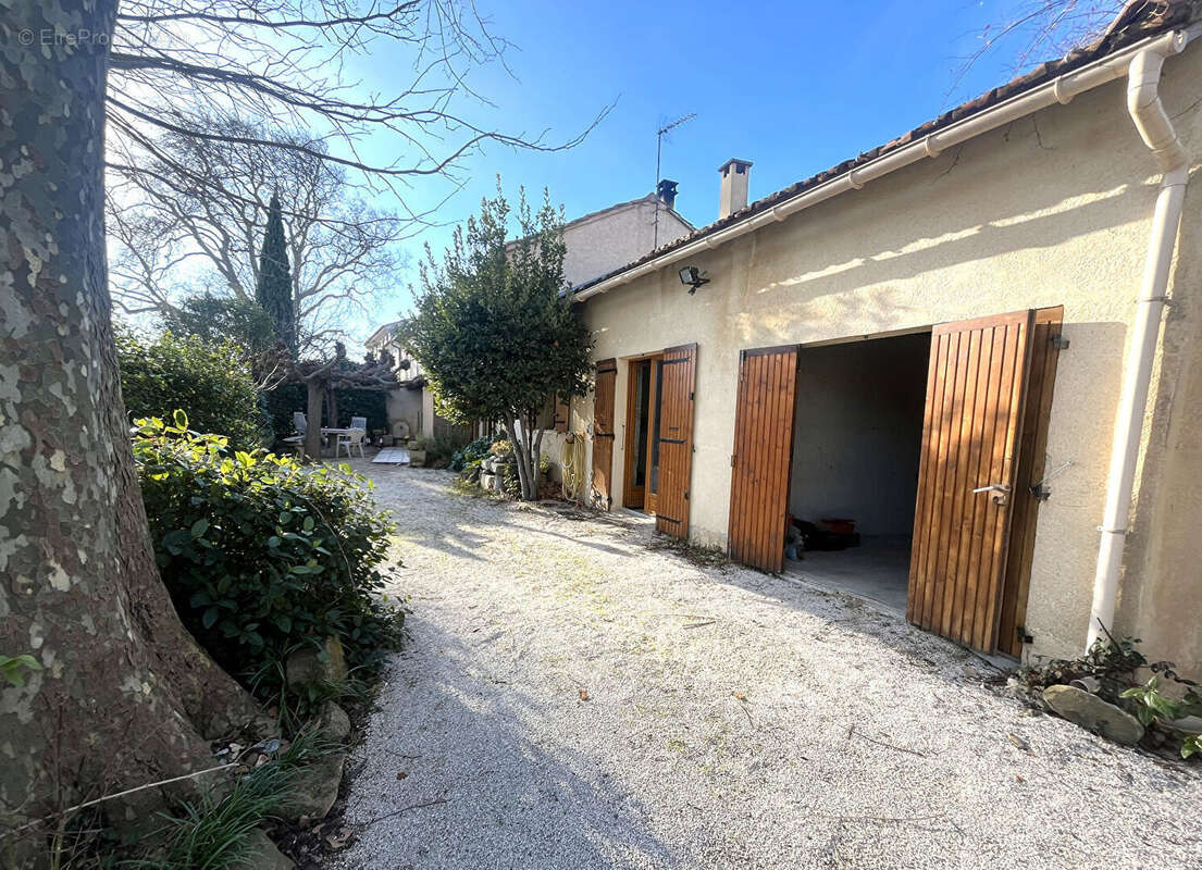 Maison à SARRIANS