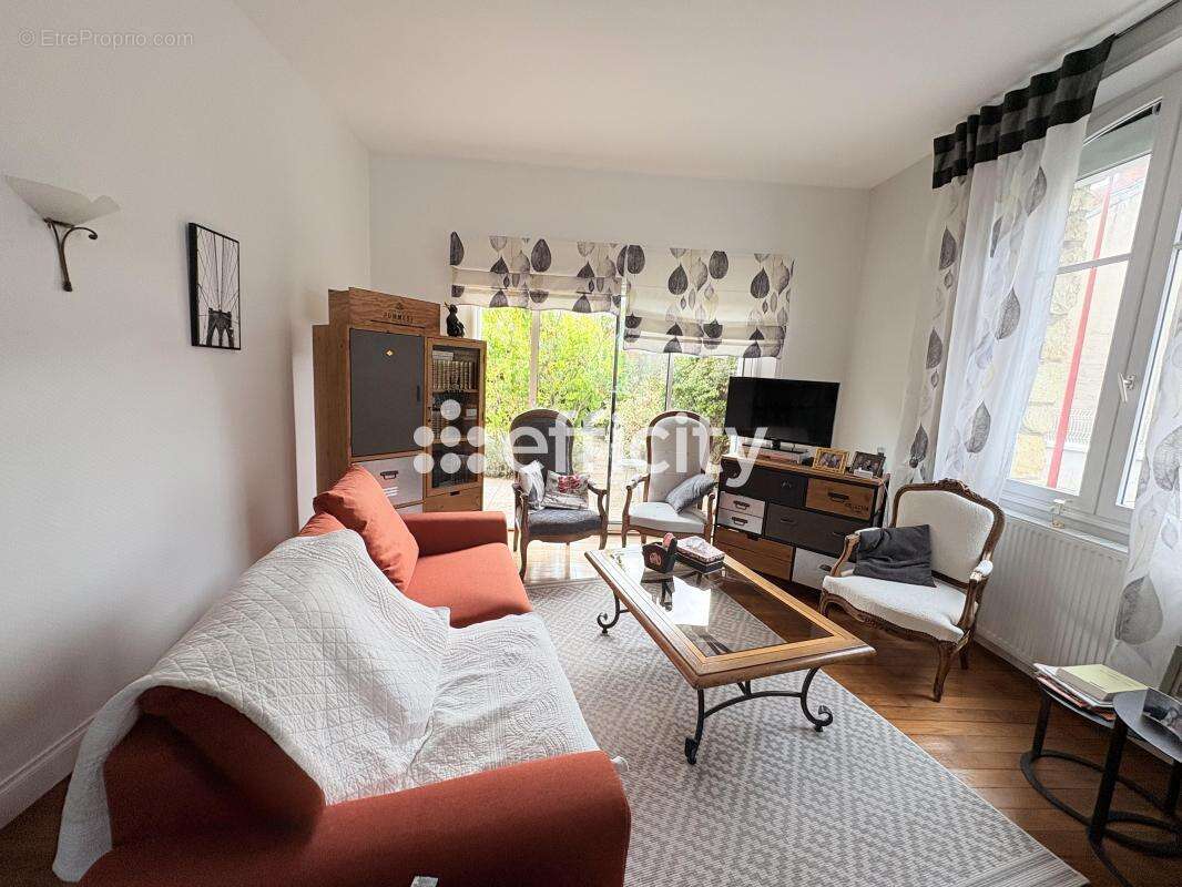 Maison à BEINE-NAUROY