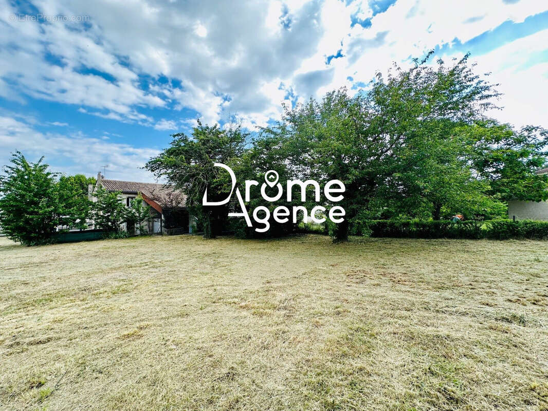 Maison 85 m² à Beaumont-Les-Valence  - photo 2