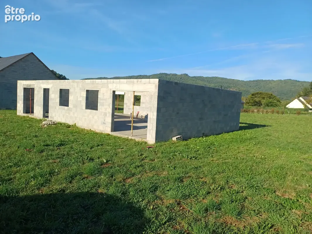 Photo Terrain à Monceaux-Sur-Dordogne au prix de 54 650€
