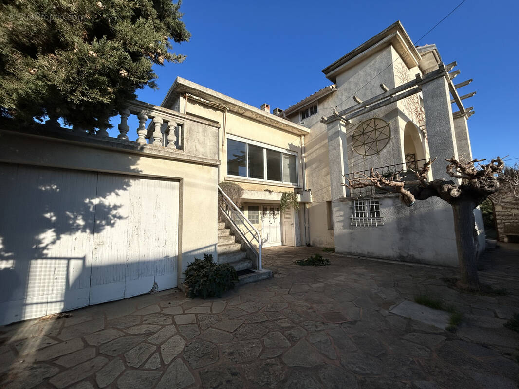 Maison à LEZIGNAN-CORBIERES