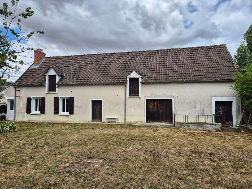 Maison à JUSSY-LE-CHAUDRIER