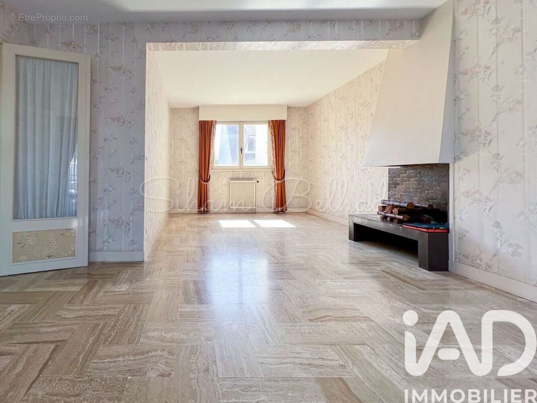 Maison 140 m² à Saint-Maur-Des-Fosses  - photo 8