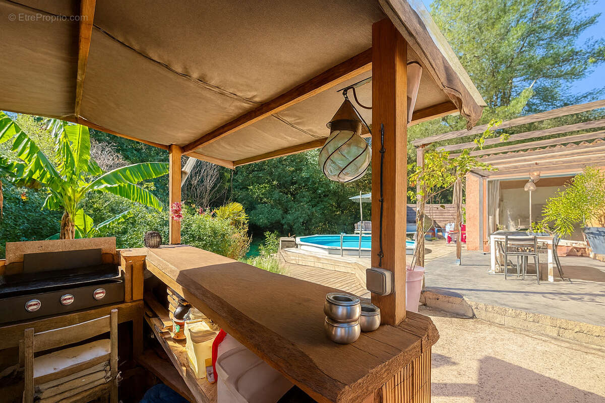 Maison à SOLLIES-TOUCAS