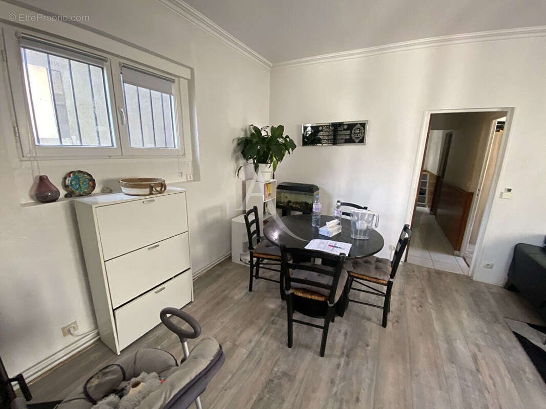 Maison Drancy 4 pièce(s) 80.73 m2 (105m2 au sol) en copropriété avec 100m2 terrain environ - photo 3