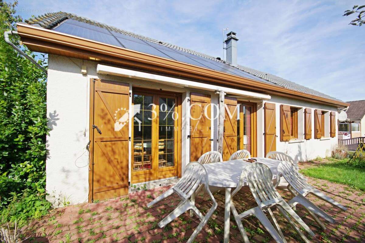 Maison à VIGNACOURT