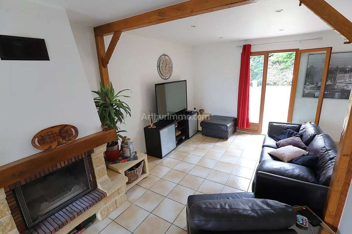 Maison à LEUVILLE-SUR-ORGE