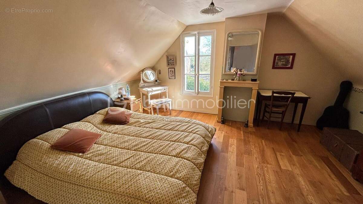 Maison à SAINT-MAURICE-AUX-RICHES-HOMMES