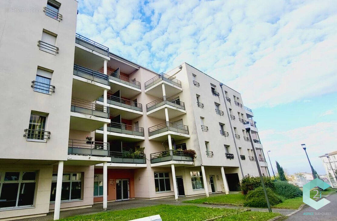 Appartement à CORNEBARRIEU