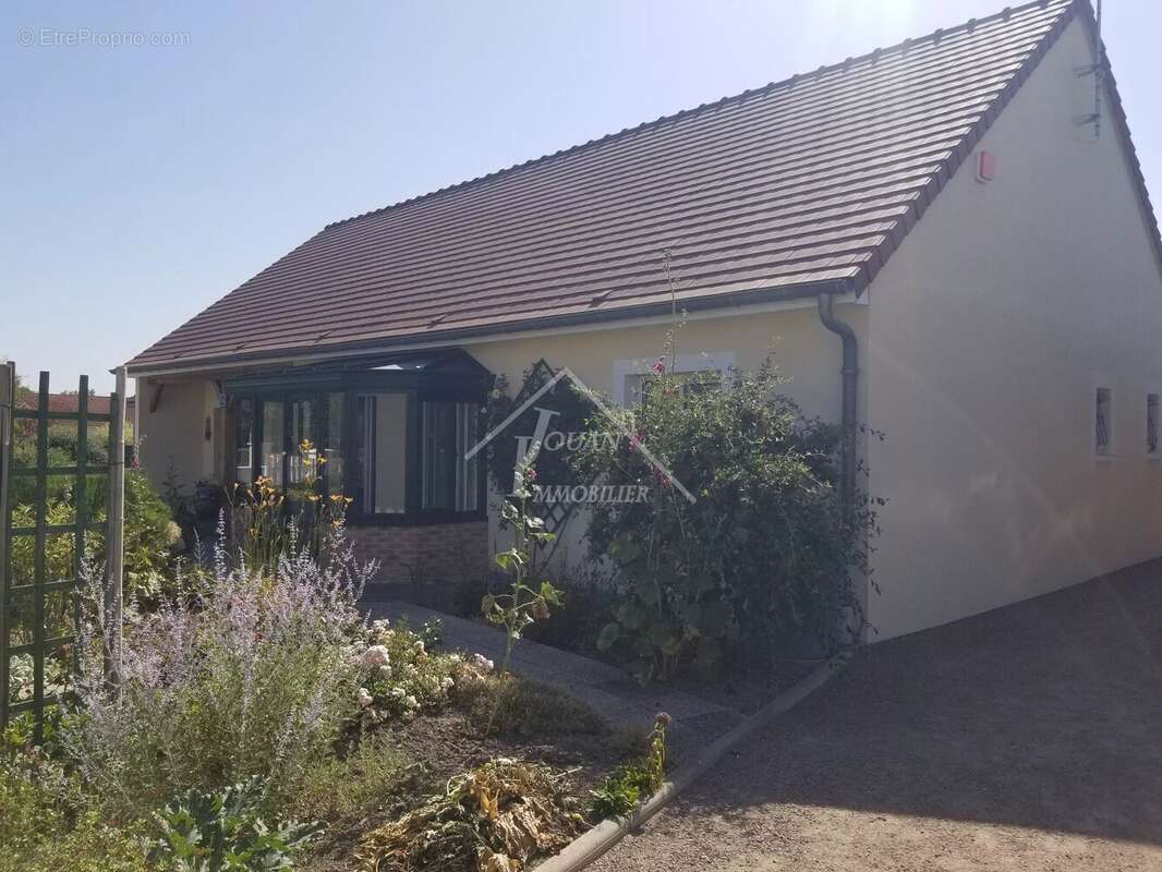 Maison à COSNE-D'ALLIER