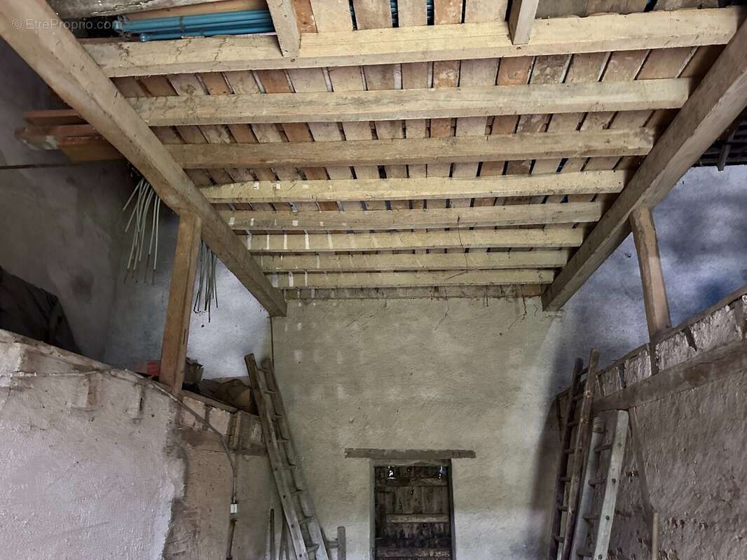 Maison 92 m² à Sarzay  - photo 8