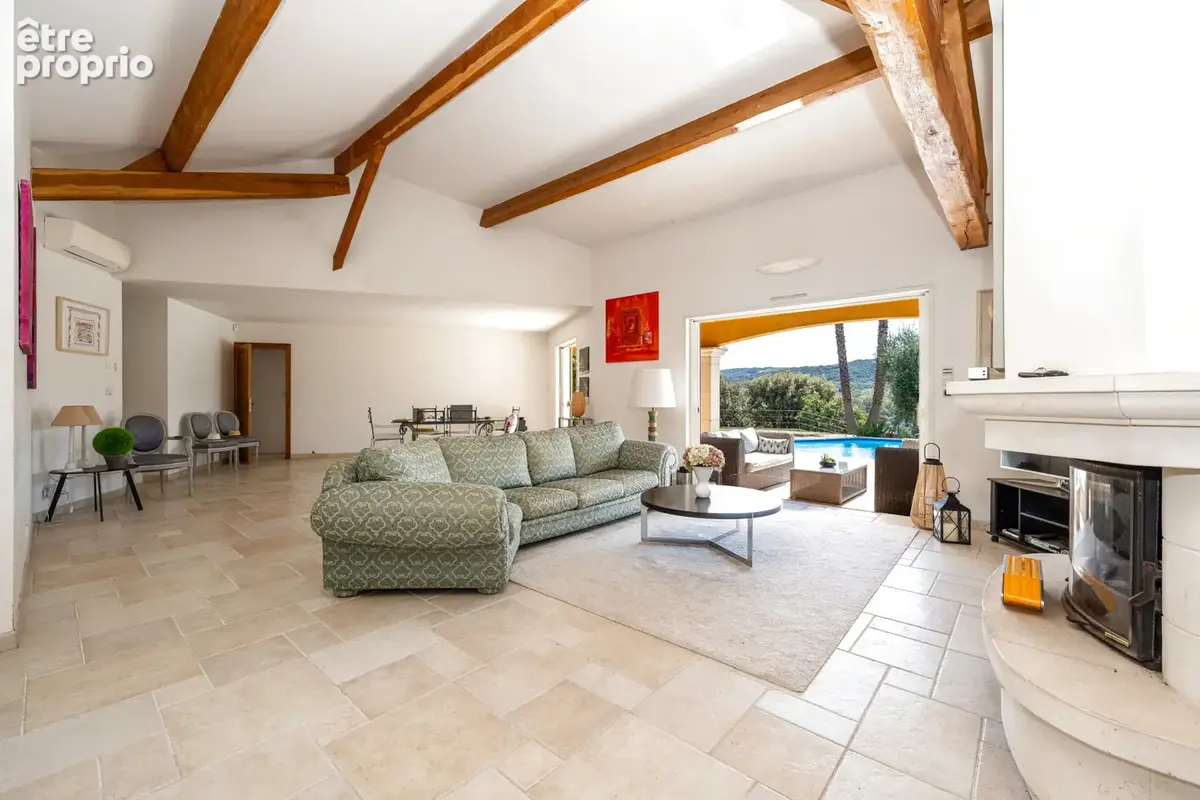 Villa d’architecte - Volumes, lumière, calme et panorama - photo 7