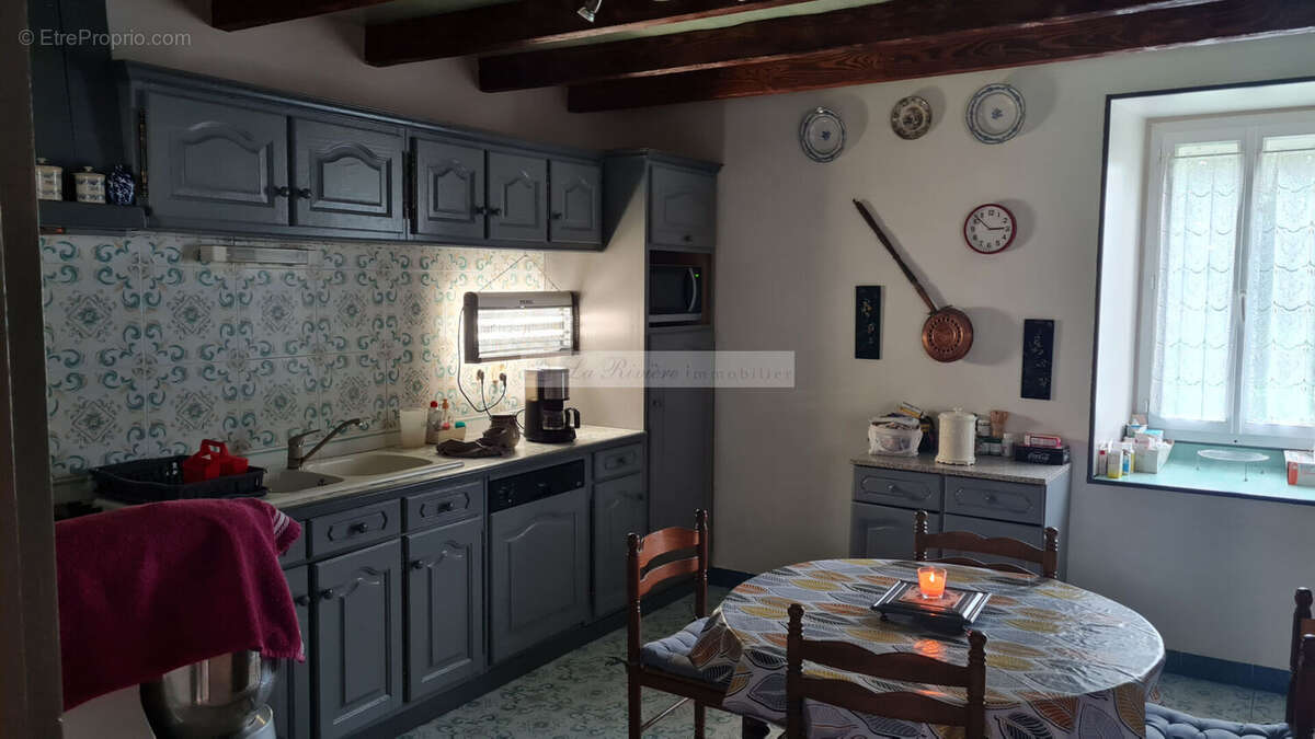Maison avec ensemble immobilier SOUVIGNE 5 Kms - photo 14