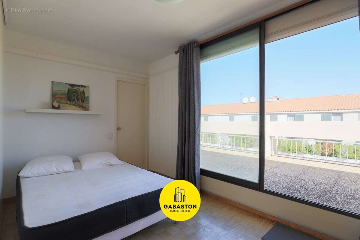 Appartement à MARSEILLE-7E