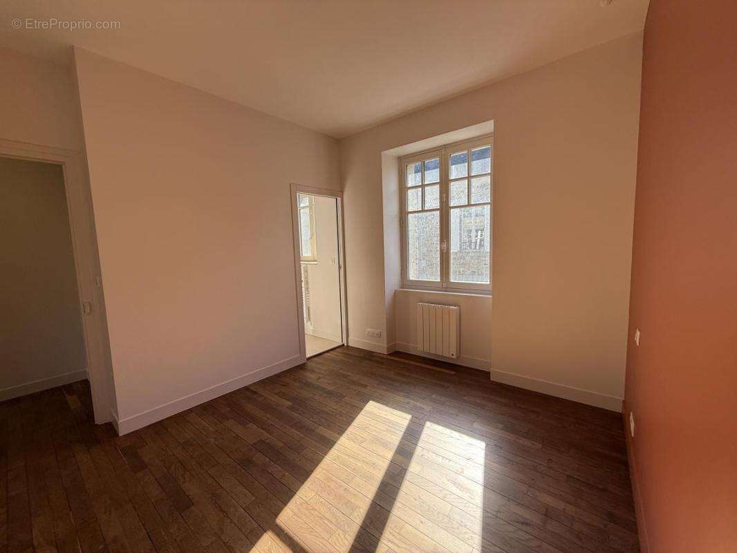 Maison à SAINT-SULIAC