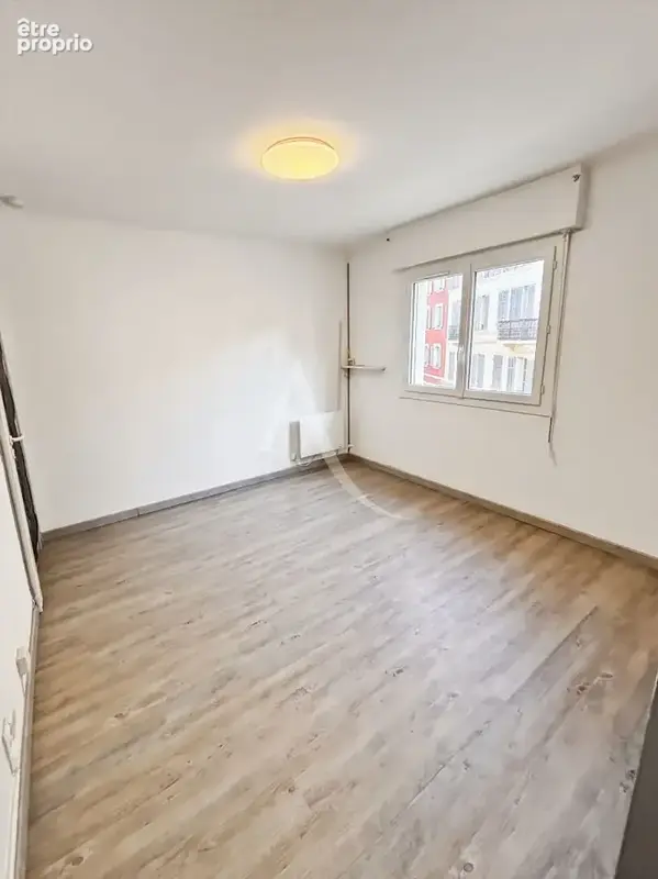 Appartement 2 pièces - Vieux Cannet, centre-ville - photo 4
