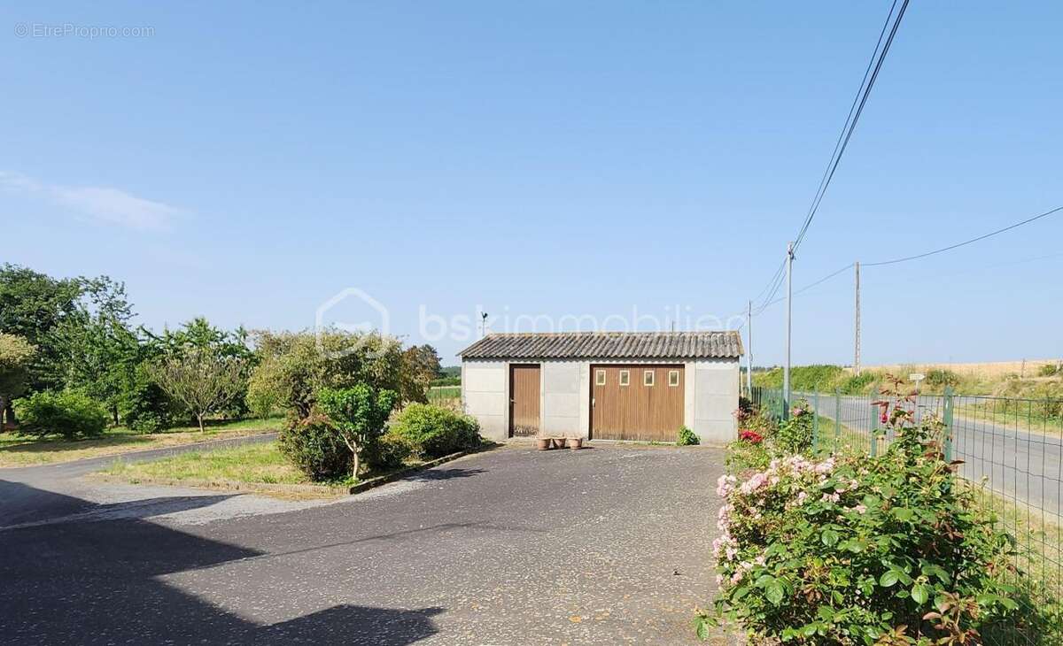Potentiel Exceptionnel au Calme – Maison en Campagne avec Dépendances à Chanteloup (35150) - photo 12