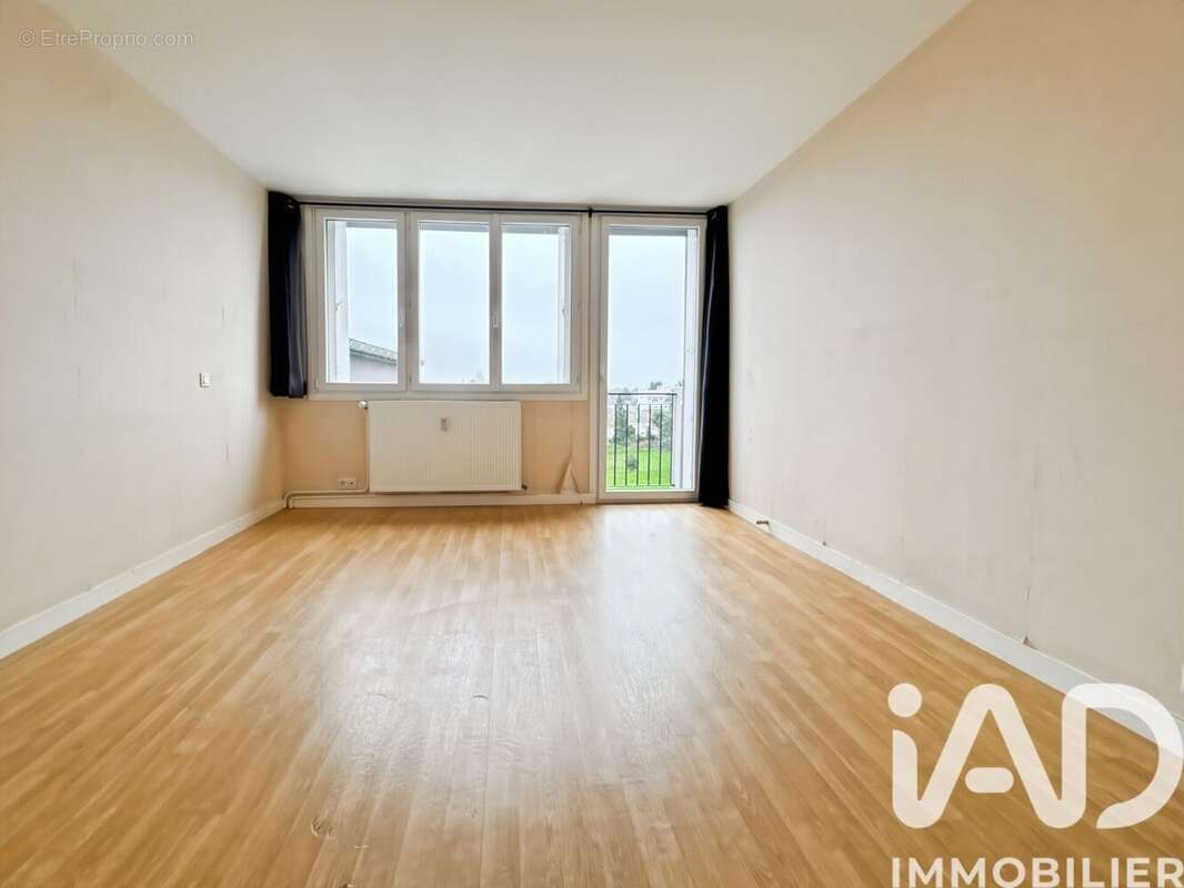 Photo 2 - Appartement à LAVAL
