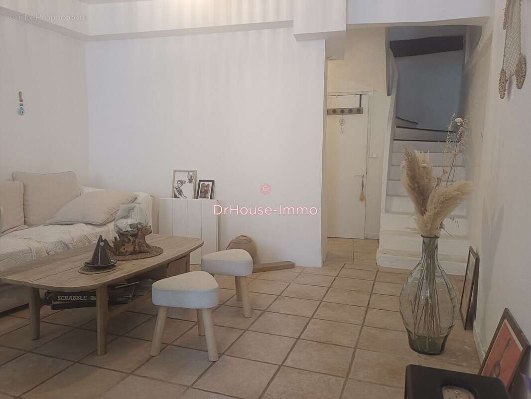 Appartement 71 m² à Carnoules  - photo 10