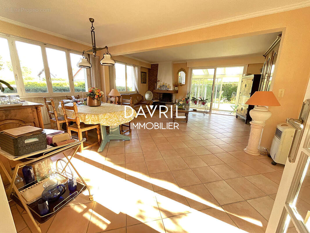 Maison à CONFLANS-SAINTE-HONORINE