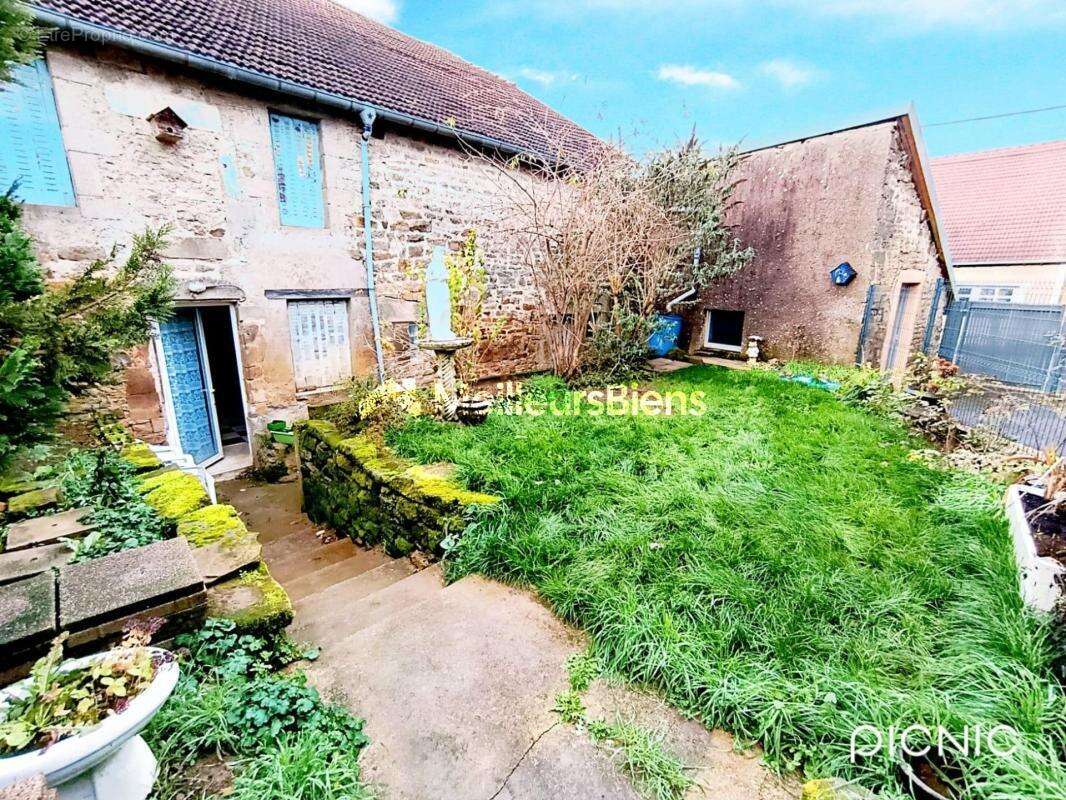 Maison à VAL-DE-MEUSE
