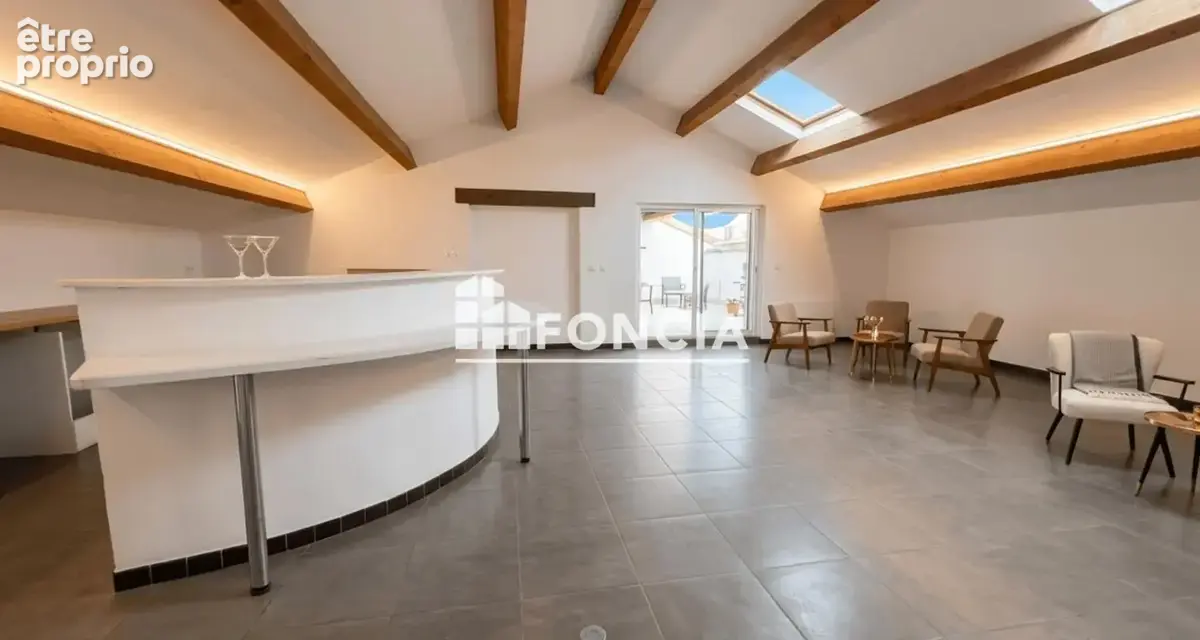 Appartement à MARSEILLE-3E