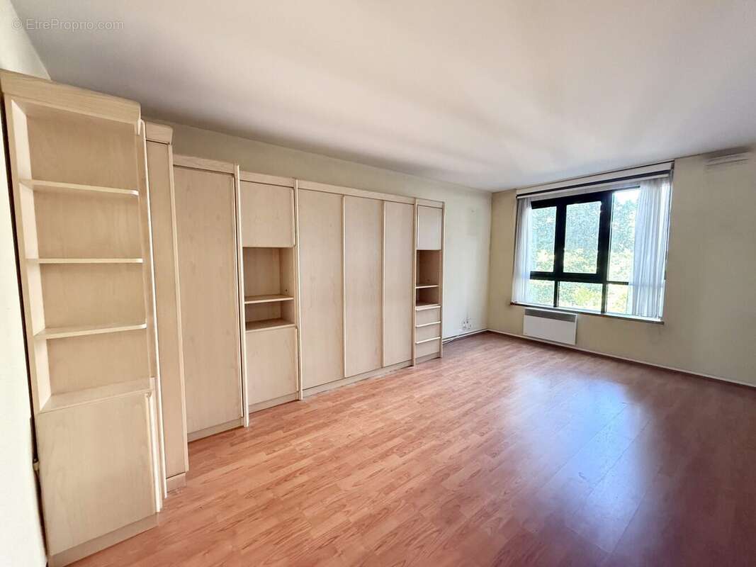 Appartement 32 m² à Issy-Les-Moulineaux  - photo 3
