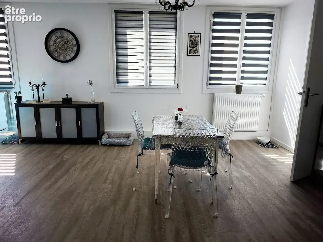 Appartement 4 pièces 75 m² à vendre à La Rochelle (17000) - photo 3