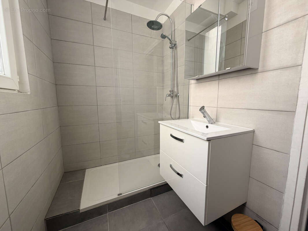 Appartement 21 m² à Issy-Les-Moulineaux  - photo 5