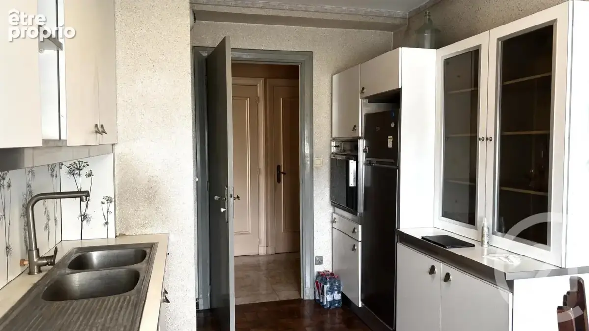 Appartement 112 m² à Villeurbanne  - photo 3