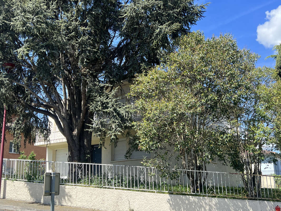 Maison à RAMONVILLE-SAINT-AGNE