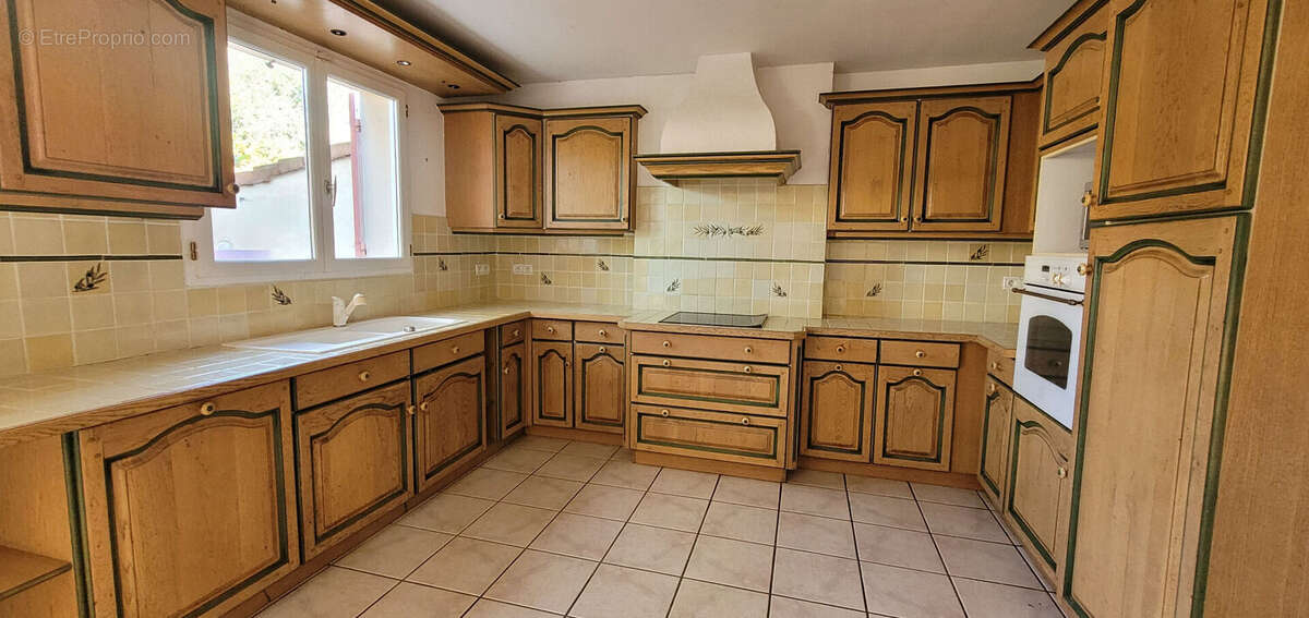 Maison à SAINT-PAUL-TROIS-CHATEAUX