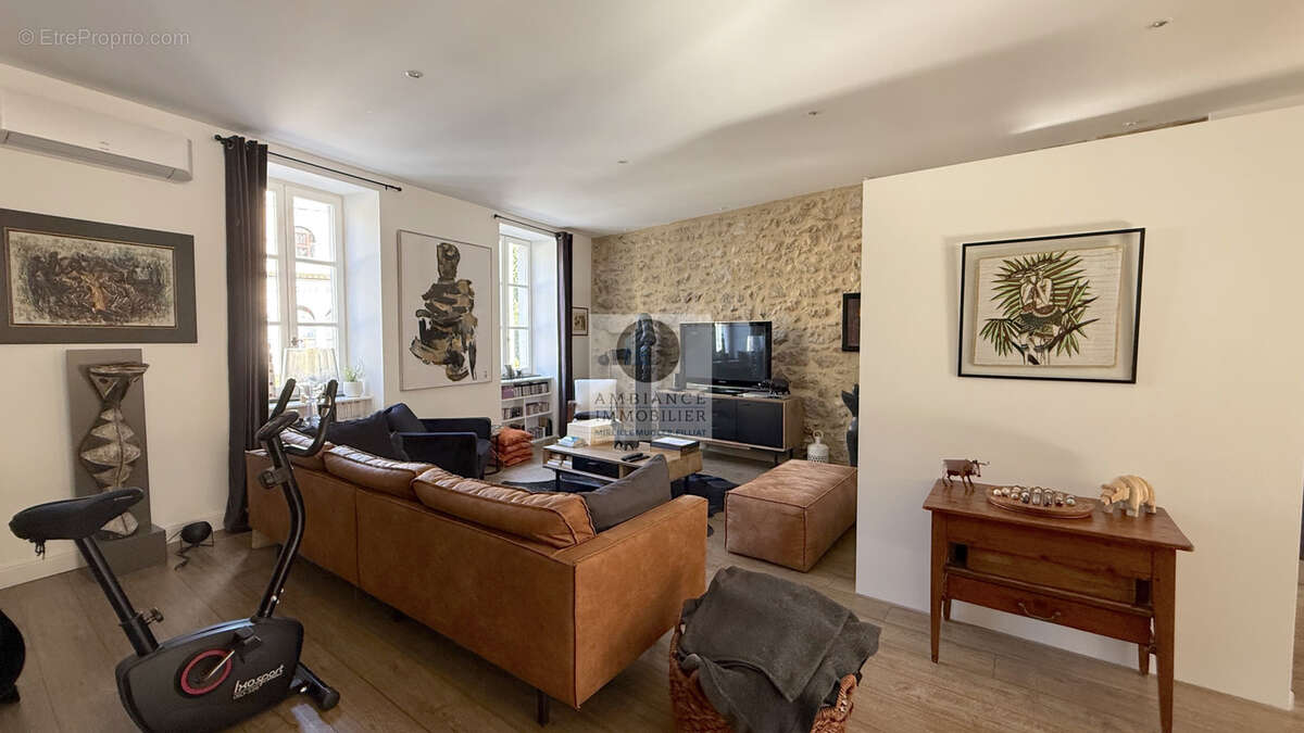 Appartement à TOURNON-SUR-RHONE