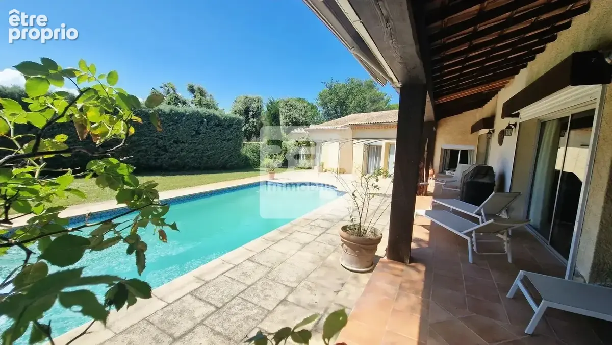 Maison à SAINT-PAUL-LES-FONTS