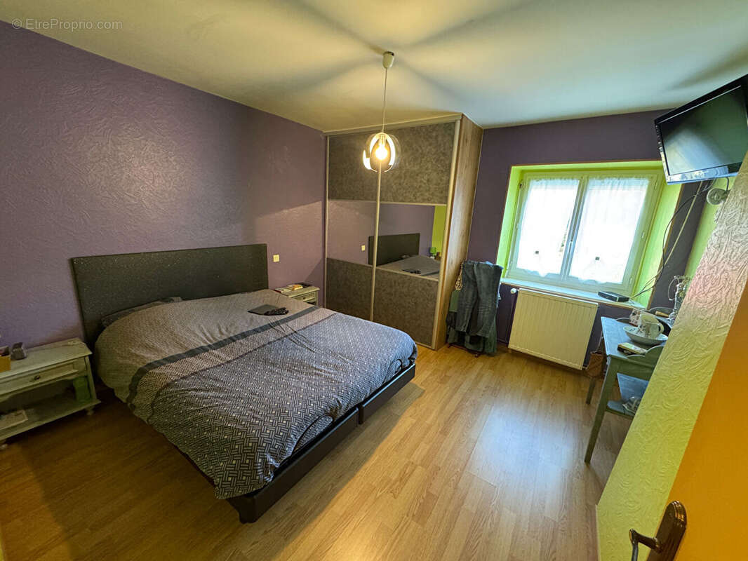 Maison à SAINT-SAMSON-DE-BONFOSSE