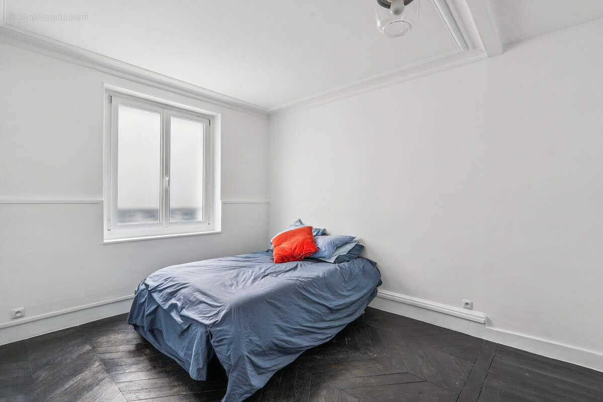 Appartement à PARIS-9E