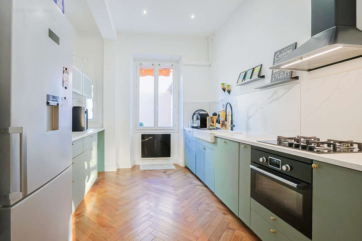 Appartement à HYERES