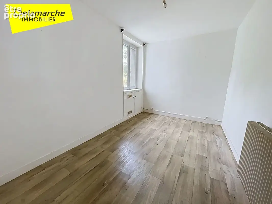 Maison de caractère en pierre à Jullouville 85m² - photo 11