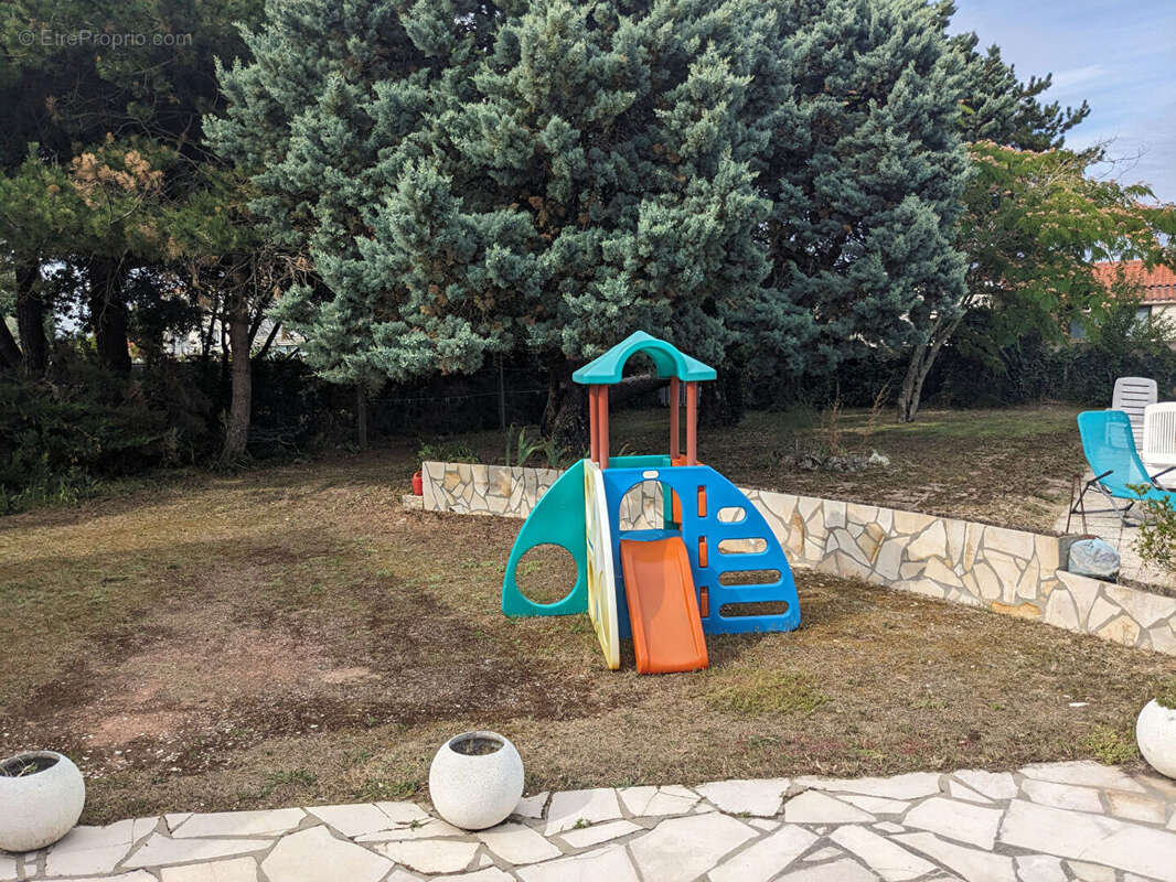 Maison à L&#039;AIGUILLON-SUR-MER