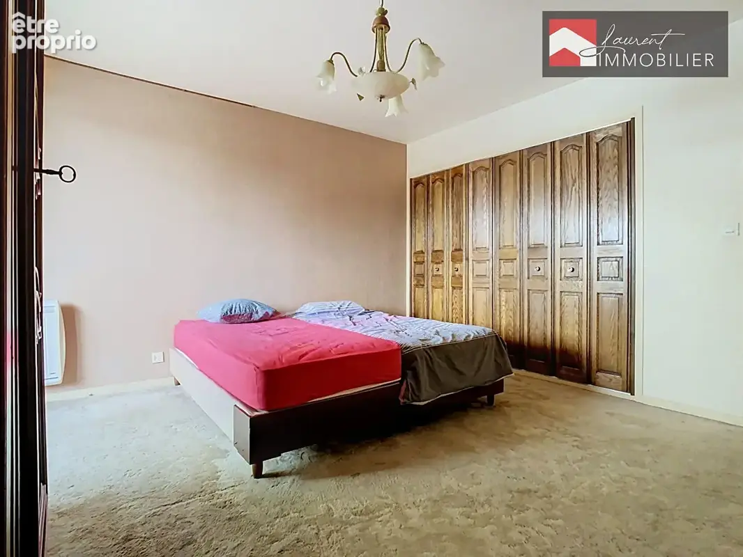 CHALON-SUR-SAÔNE À VENDRE - Spacieux appartement 4 pièces - 123 m² - photo 11